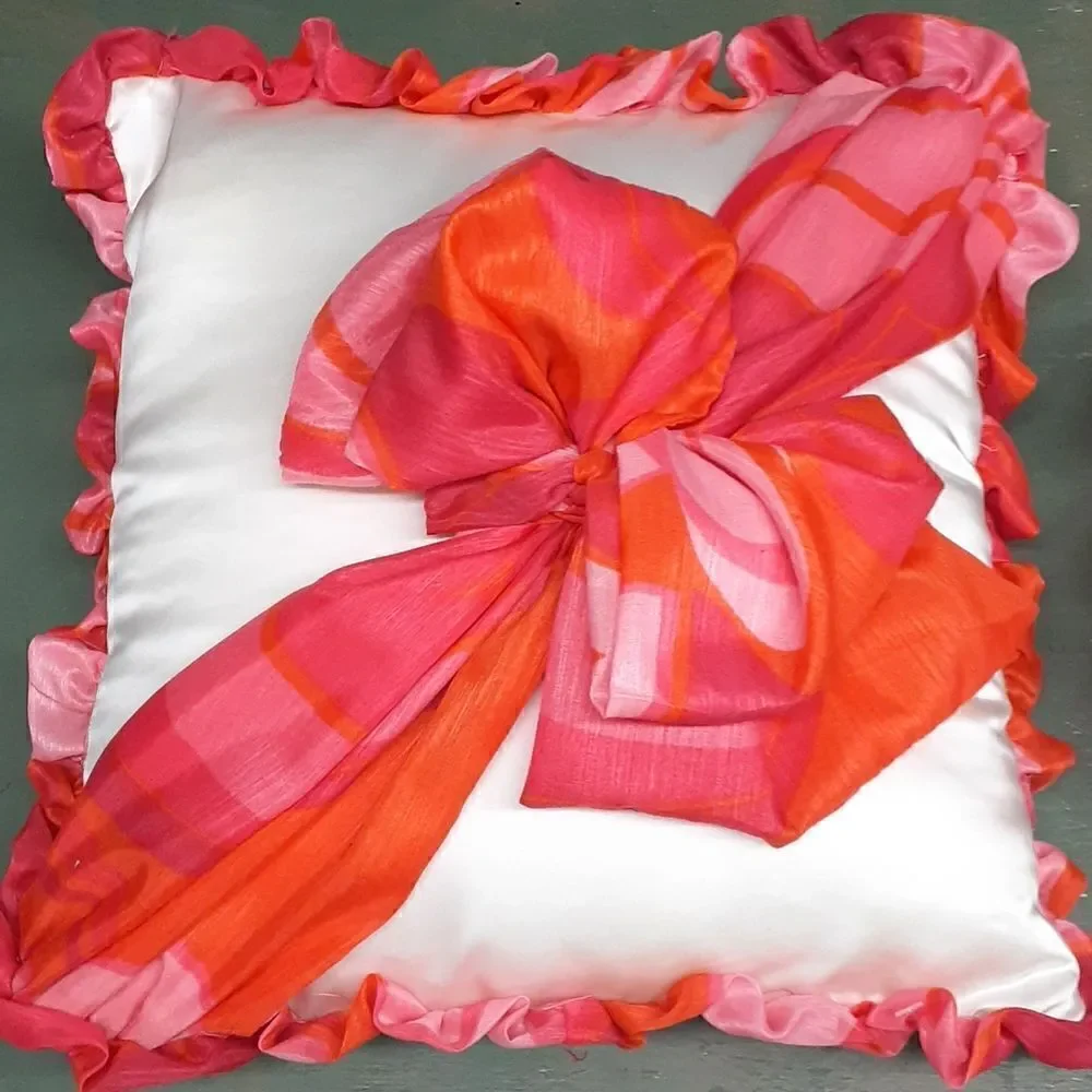 Shabby Chic MCM ‎ Cushion/pillows, Velvet & Lace & Ribbons.
